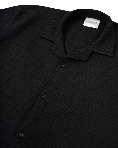 BASIC CROS BLACK SHIRT