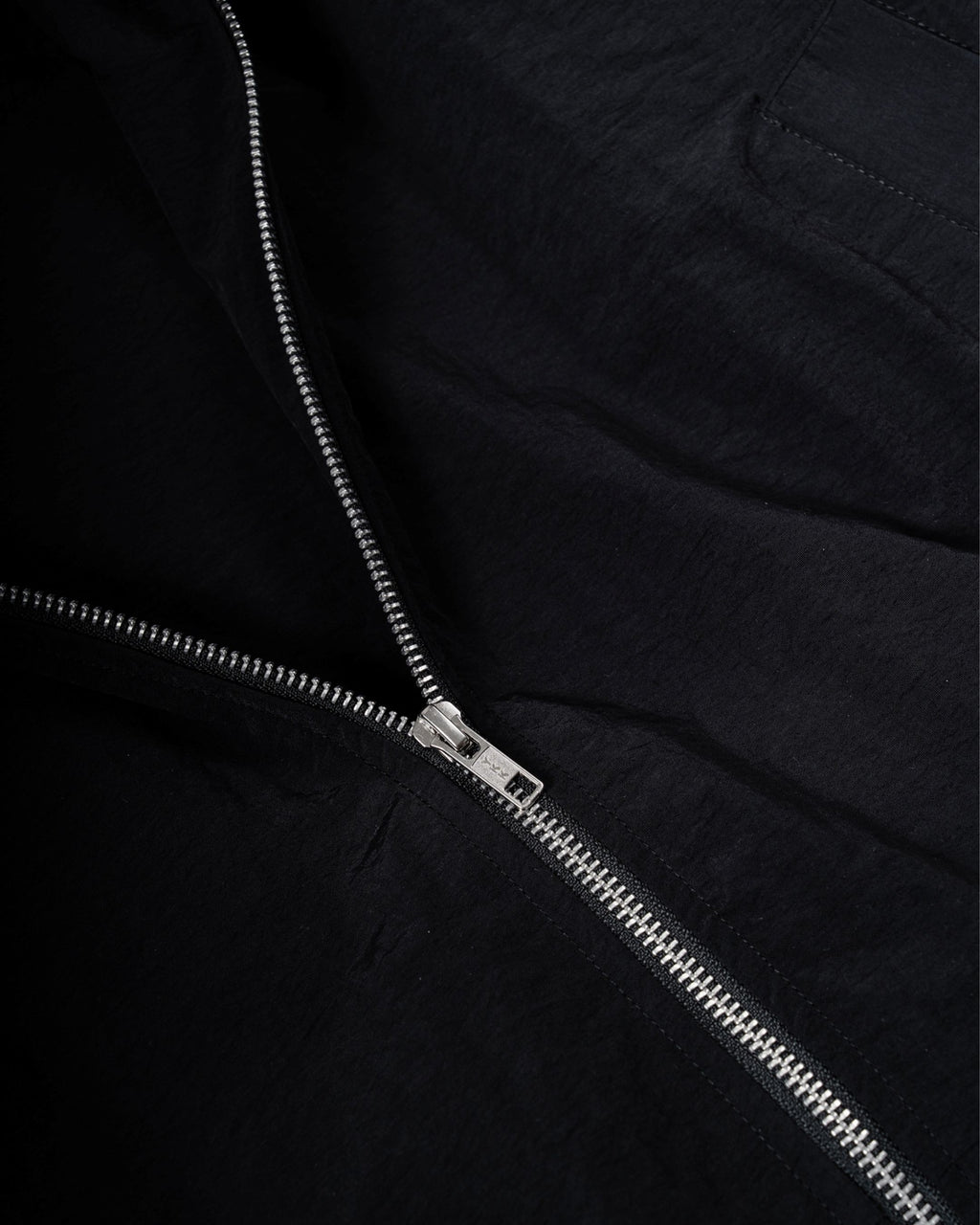 JACKET DASEI BLACK