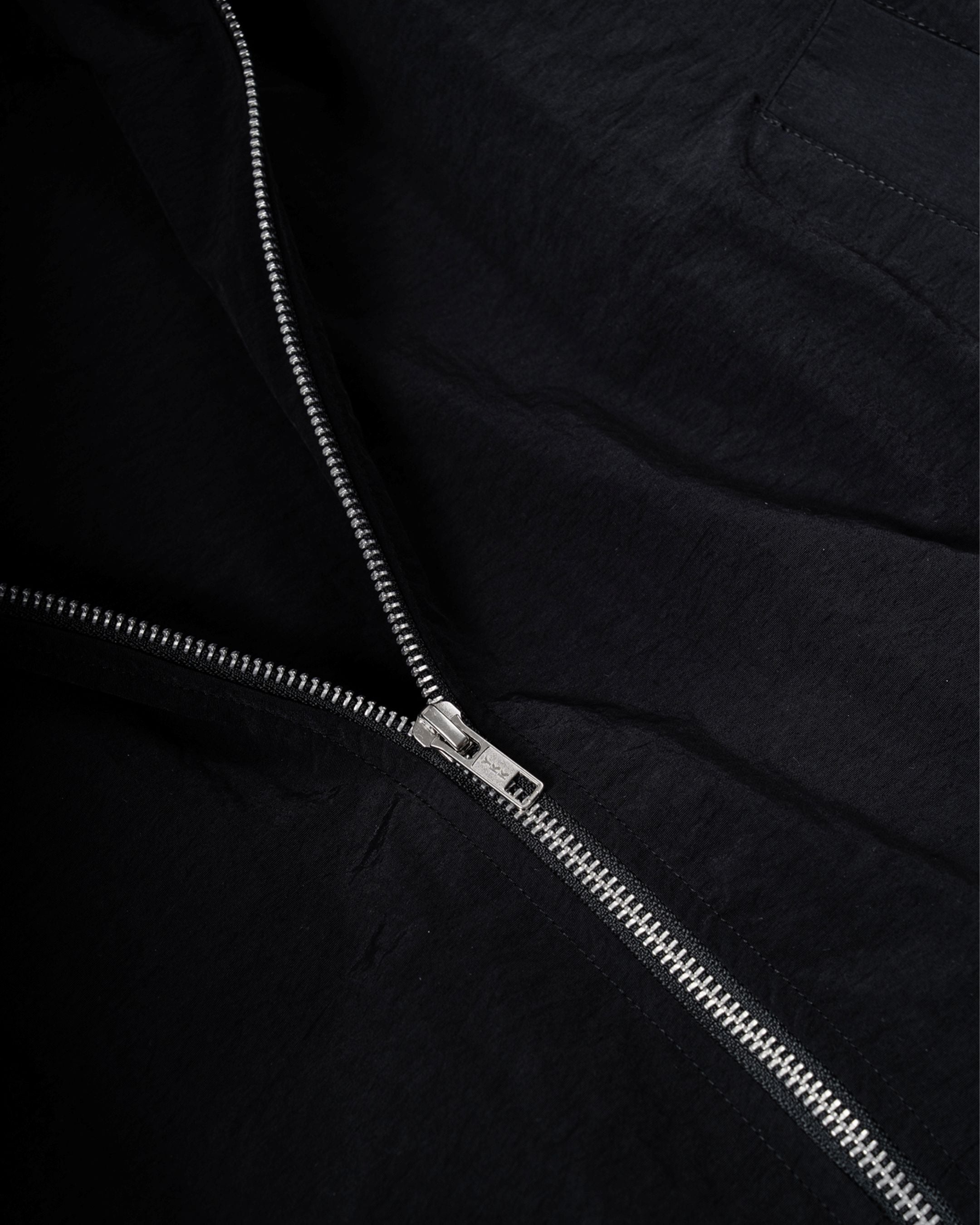JACKET DASEI BLACK